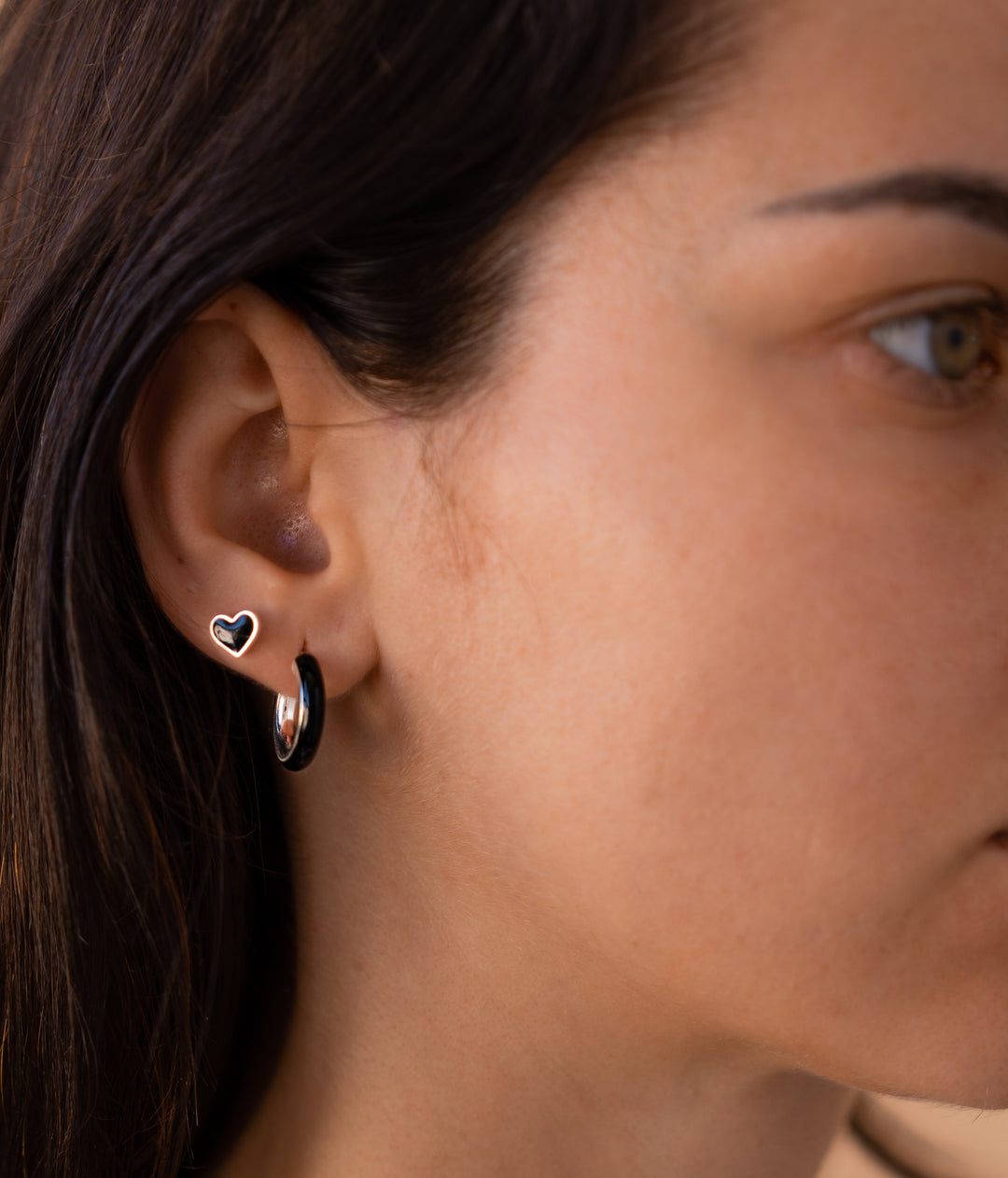 ENAMEL BLACK & WHITE earrings