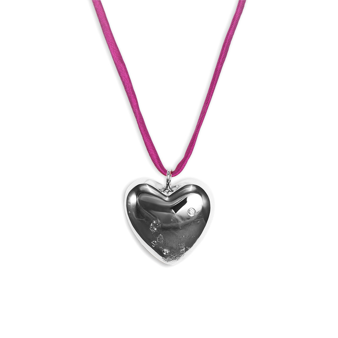 HEART THAT KNOWS LOVE necklace set